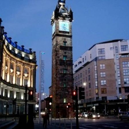 City Centre Apartment W Parking & Hyperoptic Wifi グラスゴー エクステリア 写真